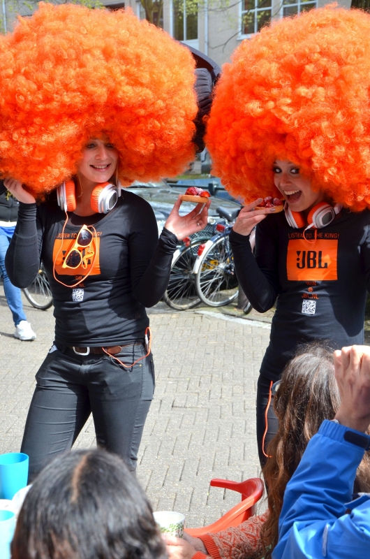 1395320395-amstertdam-kingsday-3