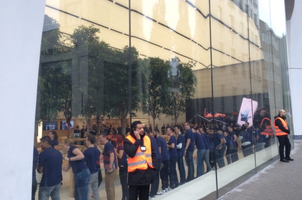 apple-store-brussels-72-1024x768