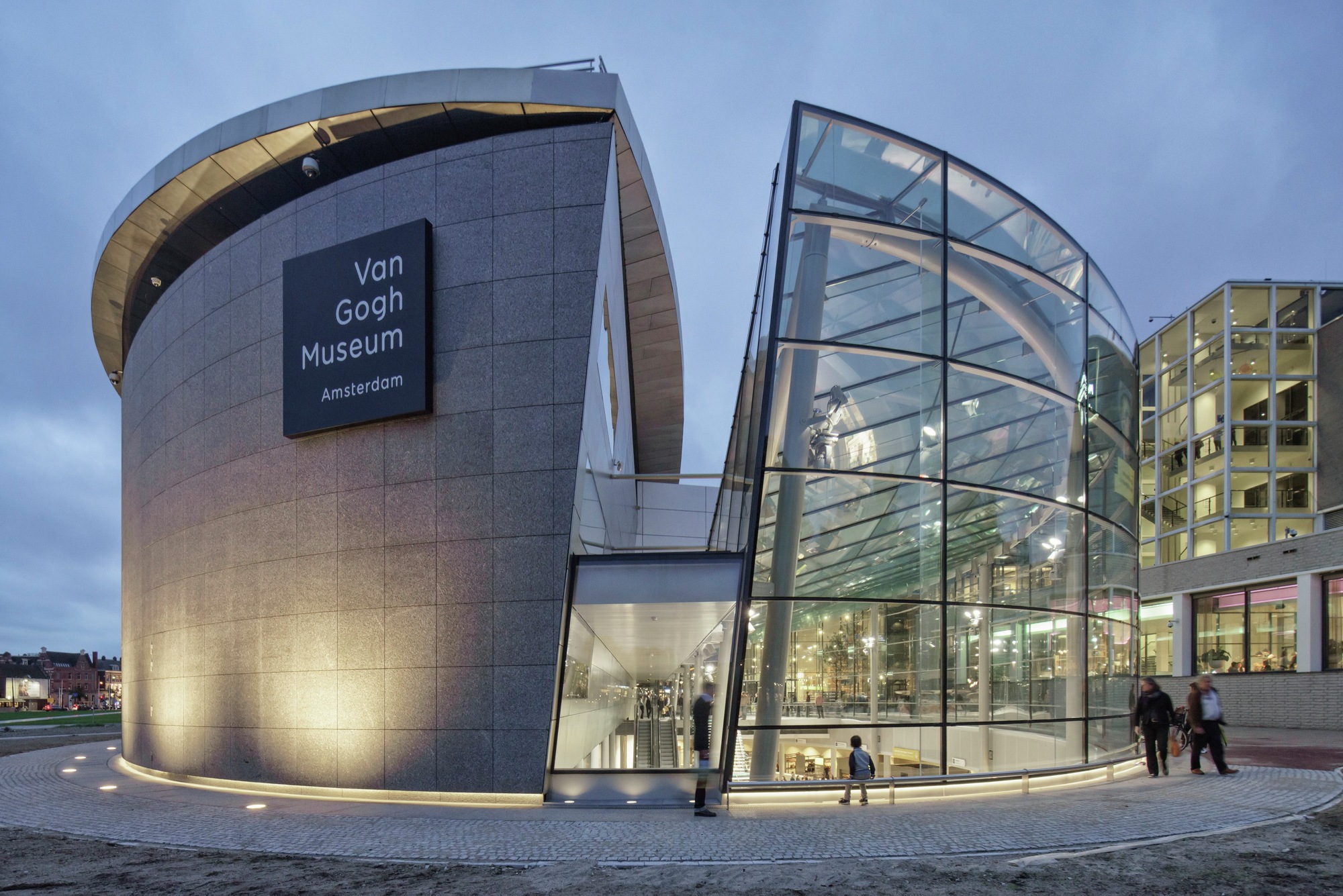 PORTADA_06_VanGoghMuseum_EntranceBuilding_HansvanHeeswijkArchitects_photo_RonaldTilleman