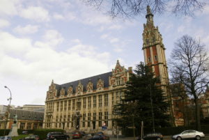 1200px-Clock_Tower_of_the_ULB_Solbosch_Campus_in_the_City_of_Brussels